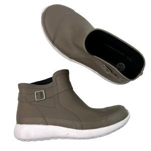 Chooka Eastlake Shorty Ankle Rain Boots Size 5 Waterproof Bootie Taupe Slip On
